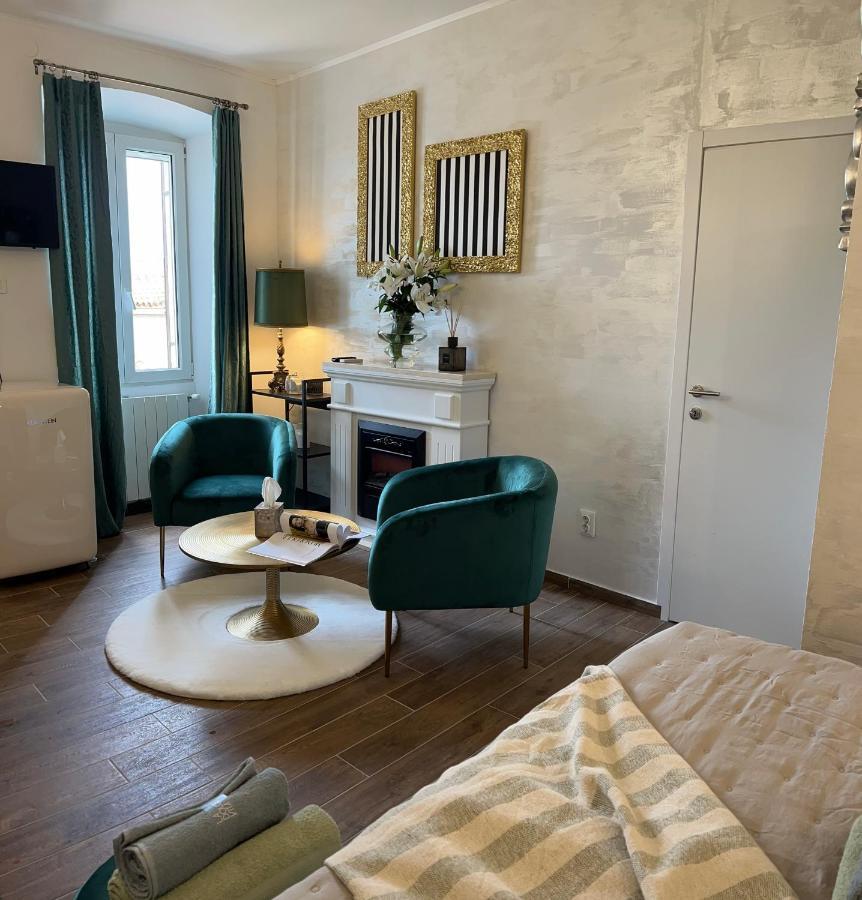 La Dolce Vita Luxury II Apartments With Best Free Private Parking In Center PUY Eksteriør bilde
