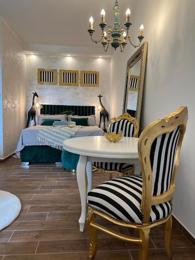 La Dolce Vita Luxury II Apartments With Best Free Private Parking In Center PUY Eksteriør bilde
